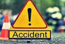 અમરેલીમાં નવા ખીજડીયા ગામના પાટીયા પાસે અકસ્માતમાં દંપતી ઘાયલ