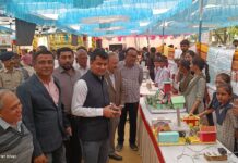 લીલીયા મોટાની અમૃતબા વિદ્યાલય ખાતે ત્રિદિવસીય જિલ્લા કક્ષાના બાળ વૈજ્ઞાનિક પ્રદર્શનનો પ્રારંભ