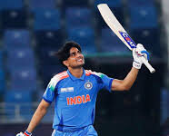 શકિતશાળી બેટ્સમેન બાબર અને ગિલના વિશ્વ રેકોર્ડને તોડવાથી માત્ર નવ રન દૂર રહ્યો, છતાં તેણે ઇતિહાસ રચ્યો