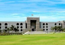 બગસરા નગરપાલિકા પ્રમુખને બદલે પતિ વહીવટ કરતા હોવાની અરજી બાદ હાઈકોર્ટે નિયામકને તપાસ સોંપી