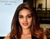 “લોકો બીજાઓને નીચા પાડવા માટે ઘણા પૈસા ખર્ચે છે,” નિધિ અગ્રવાલે નકારાત્મક પીઆર સંસ્કૃતિનો પર્દાફાશ કર્યો