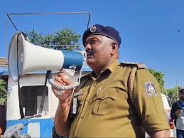 અમરેલીમાં અડચણરૂપ વાહન રાખવા બદલ બે લોકોસામે કાર્યવાહી