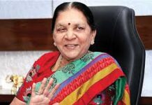 દીકરીના વર્તન પર નજર રાખવી જરૂરી, આનંદીબેન પટેલની માતાઓને ટકોર