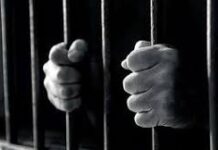 બંગાળની છોકરીઓને પૈસાની લાલચ આપીને વેશ્યાવૃત્તિમાં ધકેલી દેતા હતા;૫ યુવતીઓ સહિત ૮ લોકોની ધરપકડ