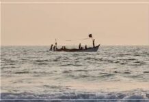 જાફરાબાદમાં ટોકન લીધા વગર દરિયામાં માછીમારી કરવા ગયેલી બોટ ઝડપાઈ