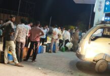 અમરેલી જિલ્લામાં બૂંદ-બૂંદ ડીઝલ માટે તરસતા ખેડૂતો