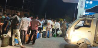 અમરેલી જિલ્લામાં બૂંદ-બૂંદ ડીઝલ માટે તરસતા ખેડૂતો
