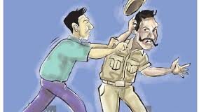 બગસરામાં વાહન ચેકિંગ દરમિયાન પીએસઆઈ સાથે ઝપાઝપી અને ગાળાગાળી