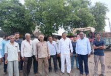 બગસરાના સાપર સુડાવડ ગામનો માર્ગ નવો નહીં બનતા લોકો દ્વારા ચક્કજામ