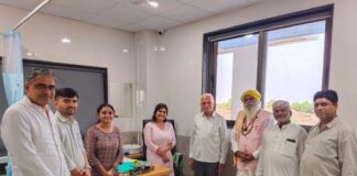 રાજુલા મહાત્મા ગાંધી આરોગ્ય મંદિરમાં સંતો-મહંતો દ્વારા રૂ. ૫૧ હજારનું દાન અર્પણ