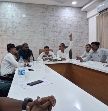 અમરેલી જિલ્લા વાલ્મીકી સમાજની કારોબારી બેઠક યોજાઈ, વિવિધ આયોજન અંગે ચર્ચા કરાઈ