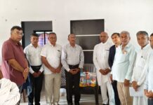 દામનગરમાં માધવ કલા વૃંદ દ્વારા નેચરોથેરાપી કેમ્પ યોજાયો