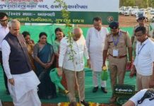 એક પેડ માં કે નામ” અભિયાનને નવસારીથી નવી ગતિ, રાજ્યપાલ અને મુખ્યમંત્રીએ વૃક્ષારોપણ કર્યું