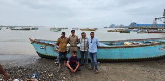 મૂળ દ્વારકાના દરિયામાં ગેરકાયદે માછીમારી કરતી હોડી ઝડપાઈ