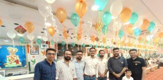 અમરેલીના નીલકંઠ જવેલર્સ ખાતે સ્વાતંત્ર્ય પર્વની ભવ્ય ઉજવણી