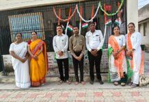 રામપર ગામમાં ૮૦મા સ્વાતંત્ર્ય પર્વની દબદબાભેર ઉજવણી સરપંચ બાબુભાઈ અમદાવાદીએ ધ્વજવંદન કર્યું