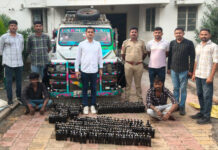 ખીજડીયા જંકશન ગામે તૂફાન ગાડીમાંથી ભારતીય બનાવટના અંગ્રેજી દારૂની ૪૪૦ બોટલ ઝડપાઈ