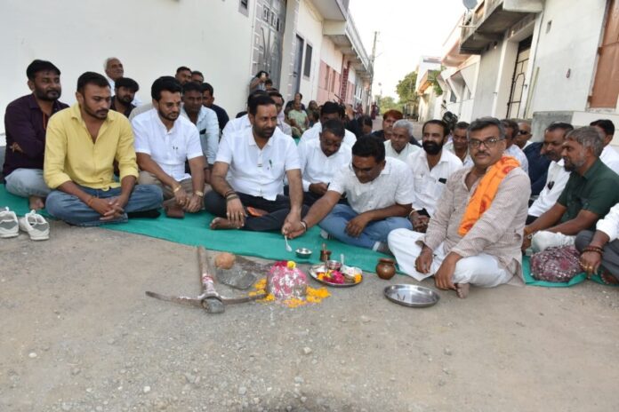 LUNIDHAR (5)