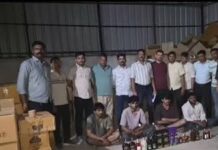 વડોદરાના કોટંબીના ગોડાઉનમાંથી વિદેશી દારૂની ૬૬,૪૩૨ બોટલ જપ્ત, રૂ. ૧.૨૮ કરોડનો મુદ્દામાલ કબજે
